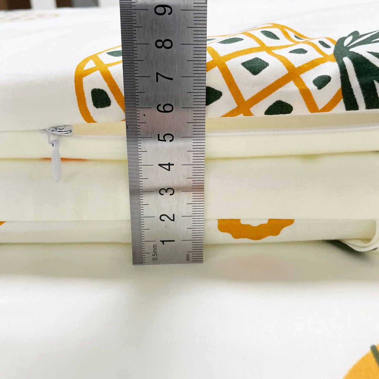 Breathable cotton bed protector